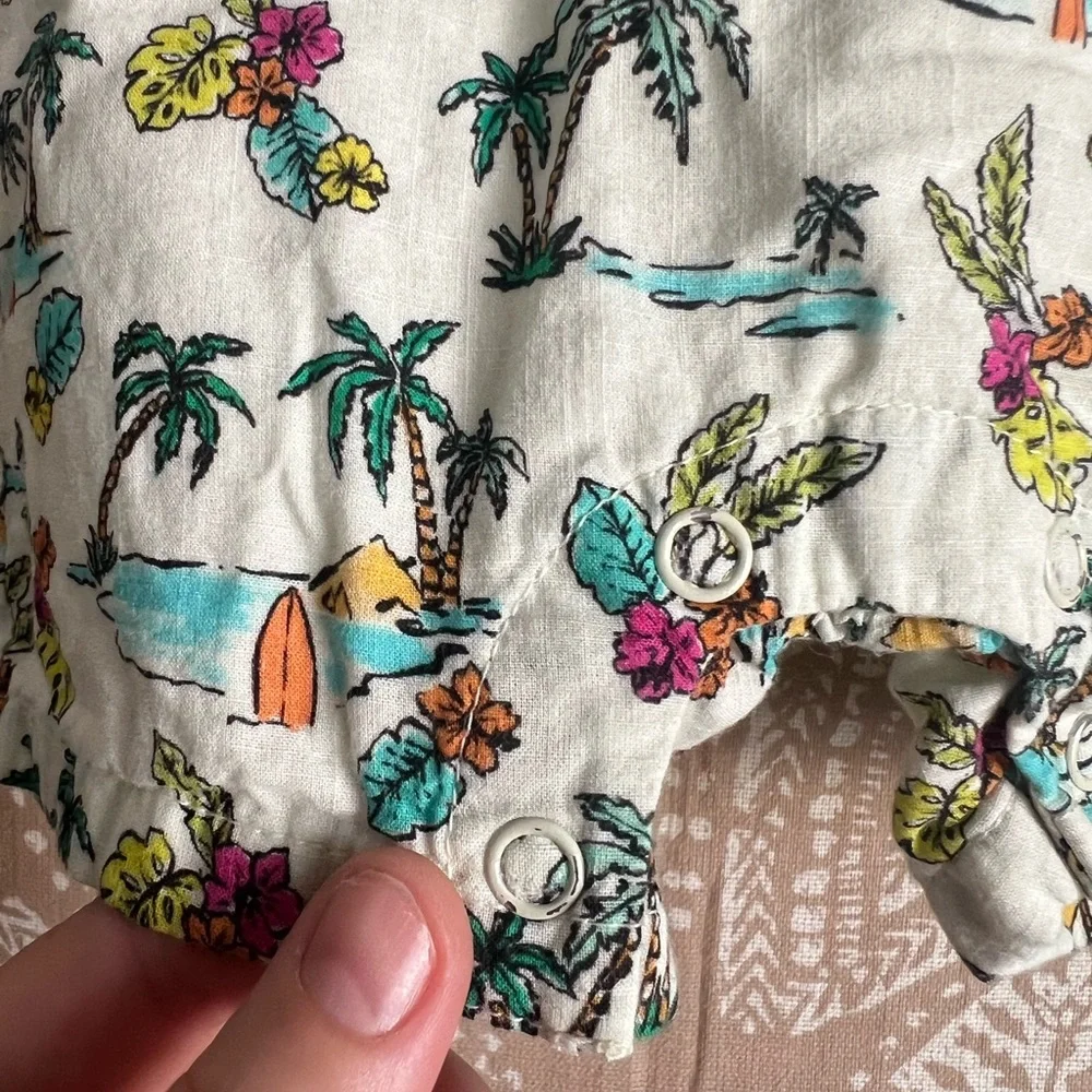 Lucky Jade Polo Romper with Hawaiian Print Size 12M